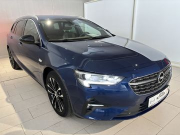 Fotografie 2 des Opel Insignia Sports Tourer 1.5 Diesel Ultimate