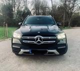 Mercedes-Benz GLE 300 d 4MATIC  - schwarze Mercedes-Benz GLE 300