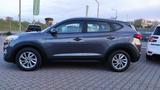 Hyundai Tucson Trend 4WD TÜV neu+1. Hand+AHK+SHZ+BT+ALU - Hyundai TUCSON mit Diesel-Antrieb
