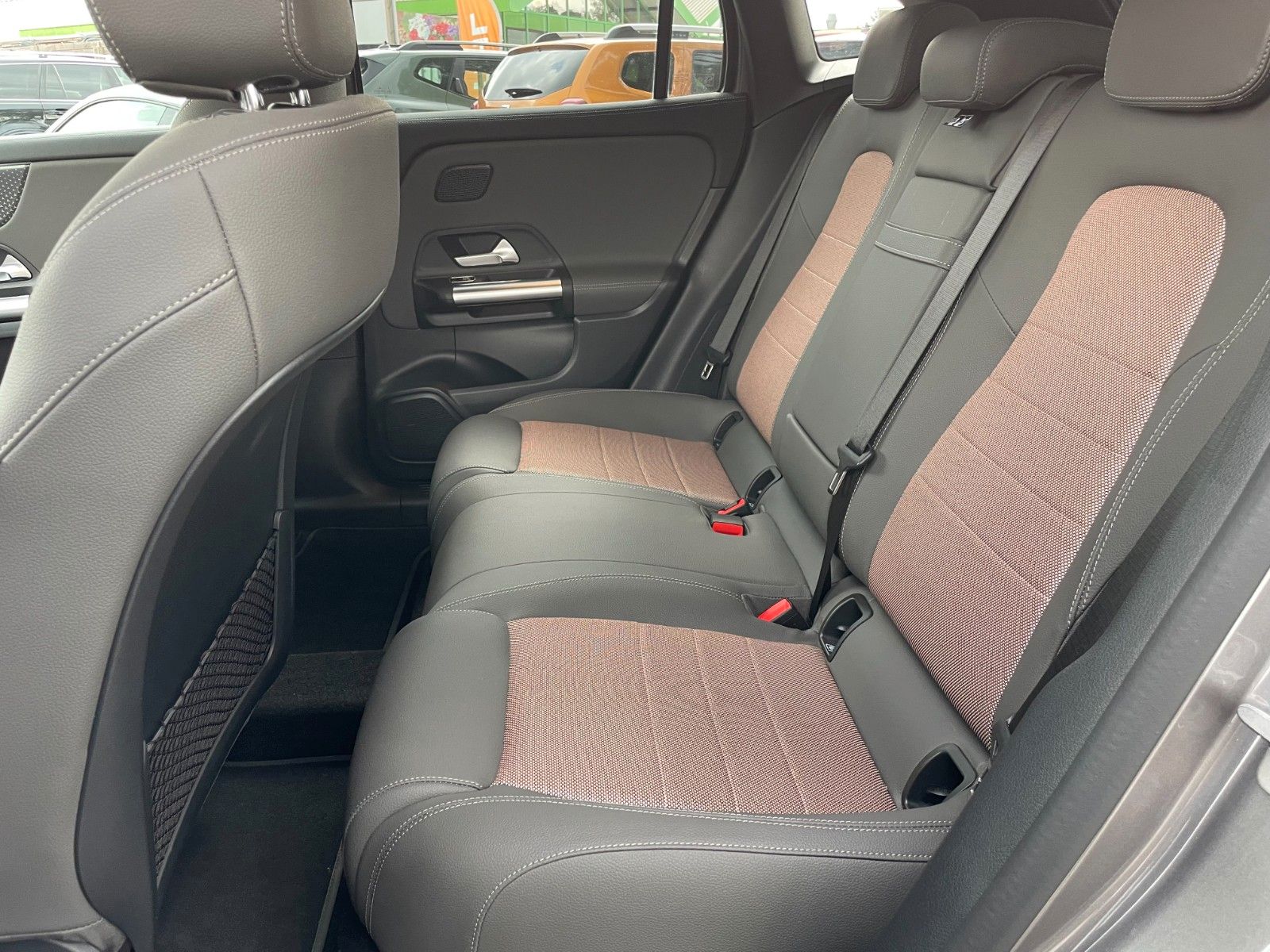 Mercedes-Benz EQA 350 4Matic bis 23.05.2029 foto 18