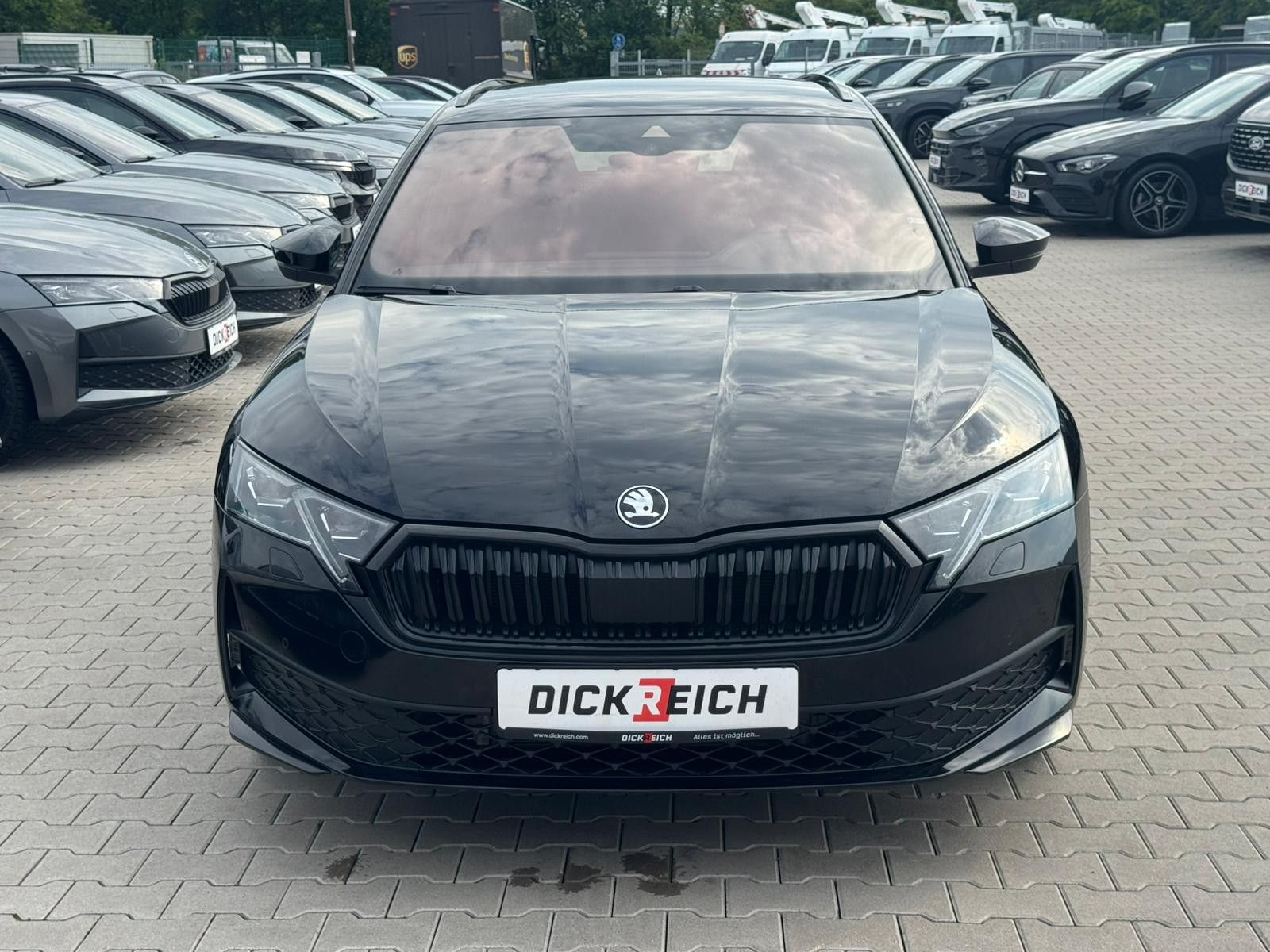Fahrzeugabbildung SKODA Octavia 2.0 TDI Sportline DSG MATRIX*WINTER*5J.G