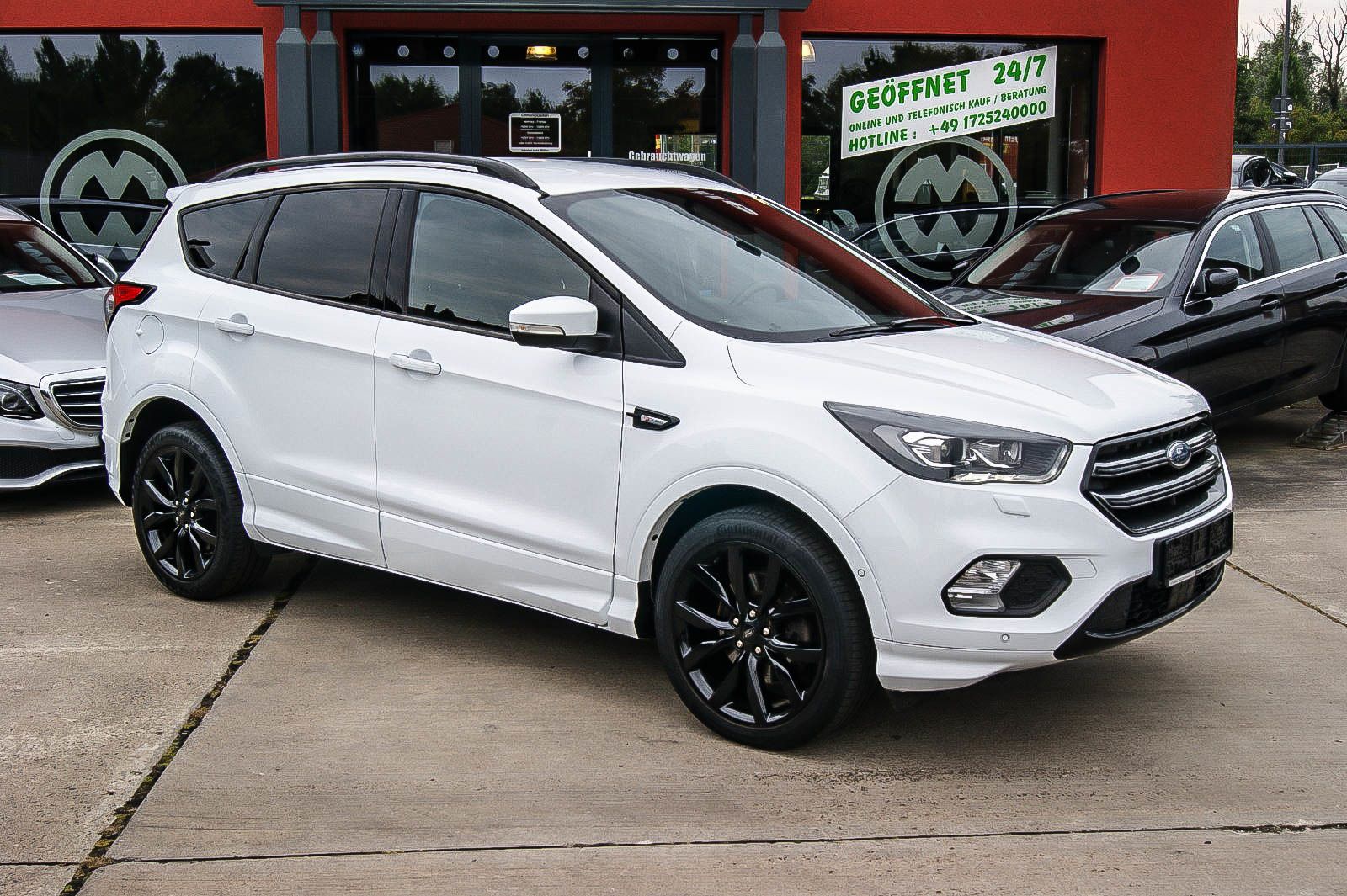 Fahrzeugabbildung Ford Kuga 15 EcoBoost 4x4 Auto ST-Line 1.HAND