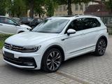 Volkswagen Tiguan Highline BMT R Line TDI DSG - Volkswagen: Zentralverriegelung