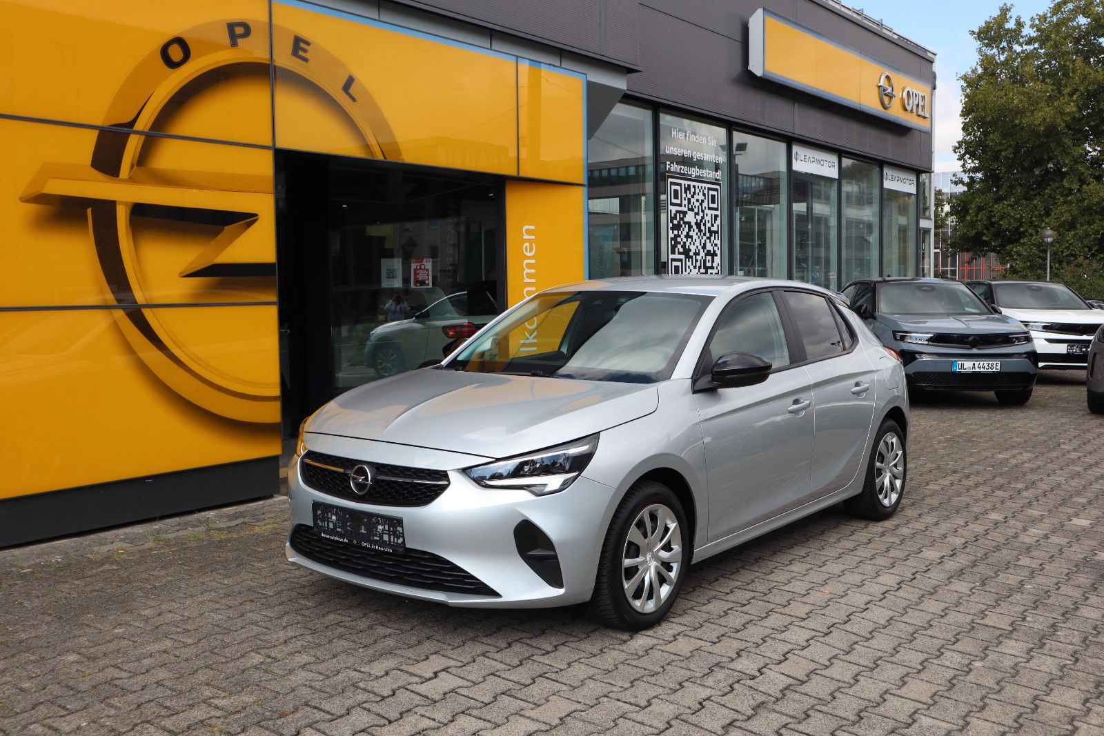 Opel Corsa 1.2T AT8 Edition, Navi, 180° Kamera