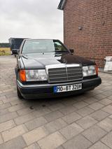 Mercedes-Benz Mercedes Benz W124 Coupé 320 Oldtimer - Mercedes-Benz E 320: Sportwagen