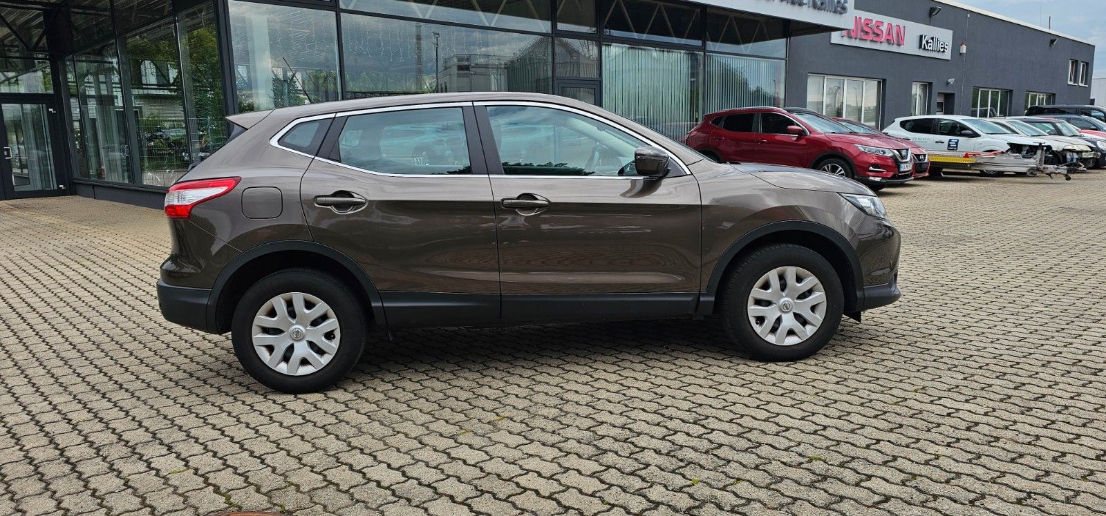 Fahrzeugabbildung Nissan Qashqai 1.2 DIG-T Xtronic Acenta