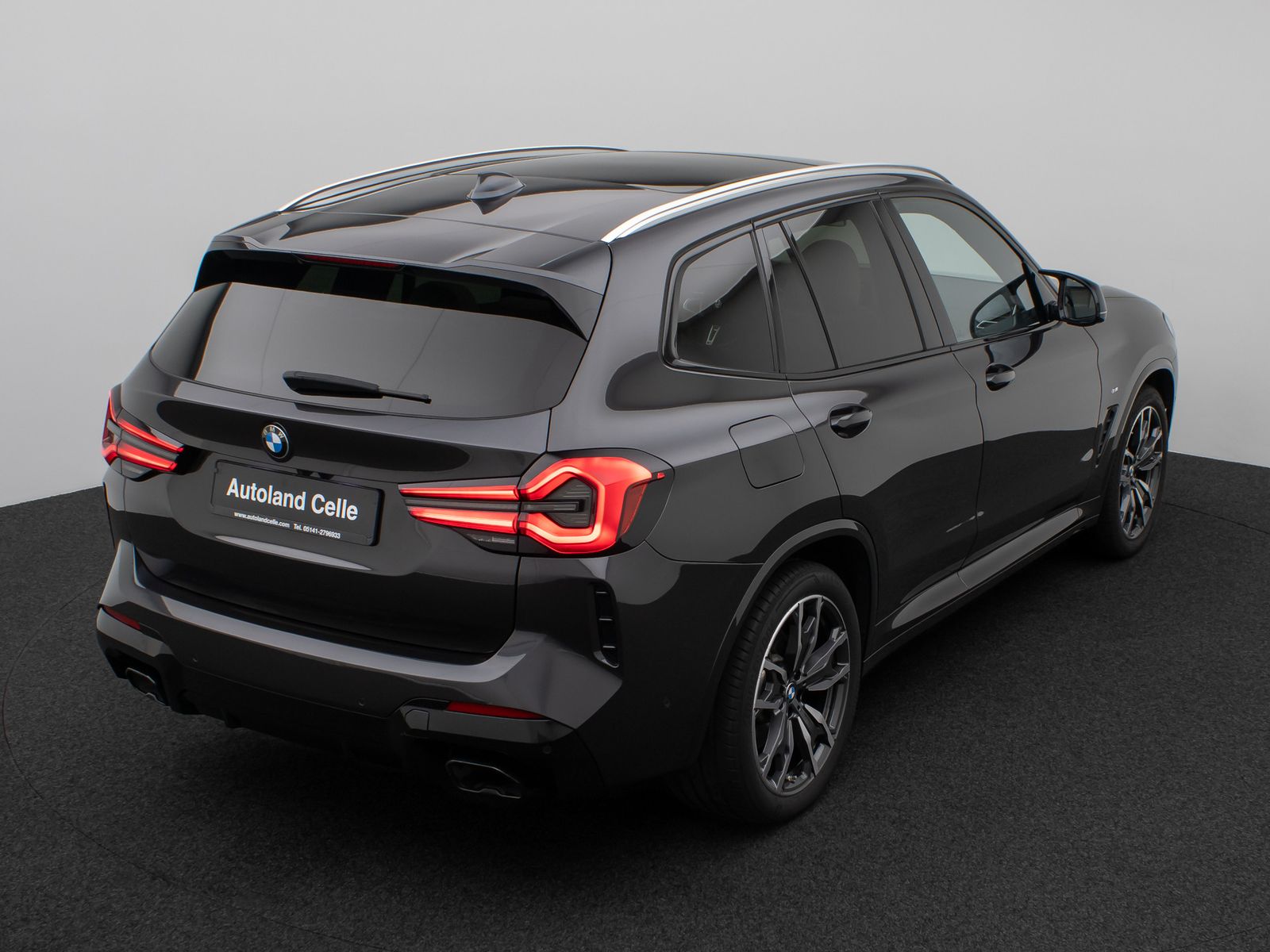 Fahrzeugabbildung BMW X3 M40i  Panorama Kamera HUD DAB H/K Komfort 20"