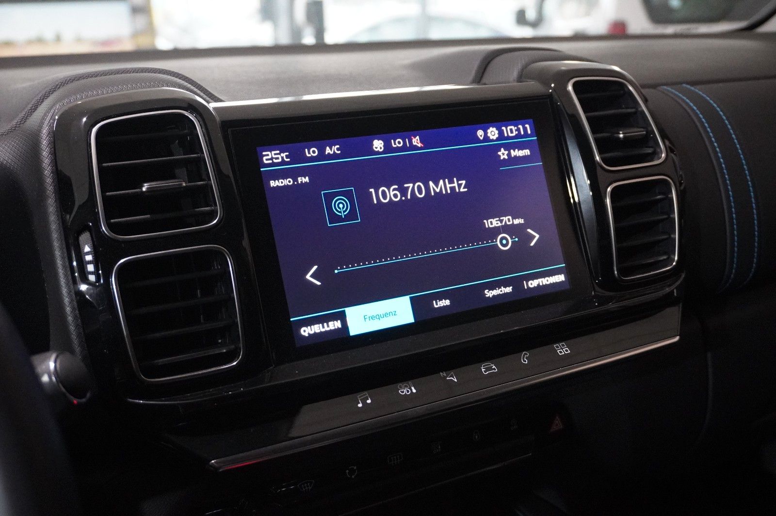 Fahrzeugabbildung Citroën C5 Aircross 1.2T FEEL PACK NAVI/LED/KAMERA/VIRT.