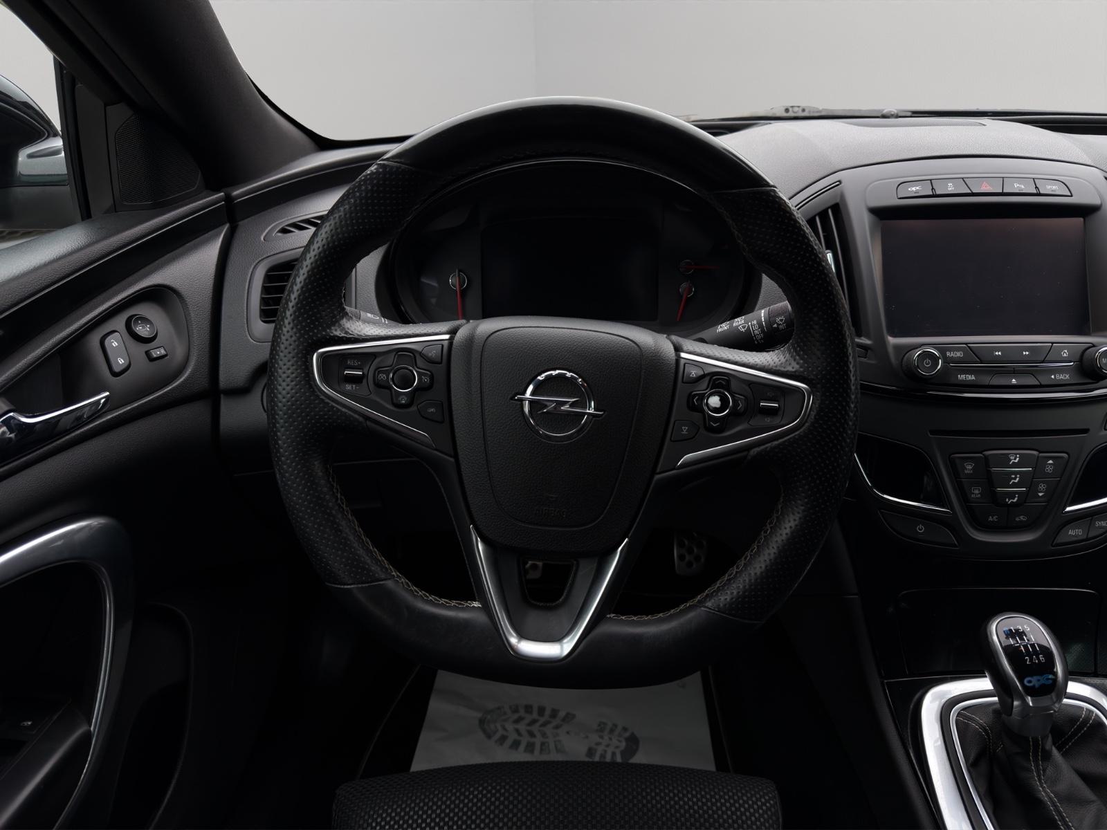 Opel Insignia OPC 4x4 | RECARO LEDER 1HAND NAVI