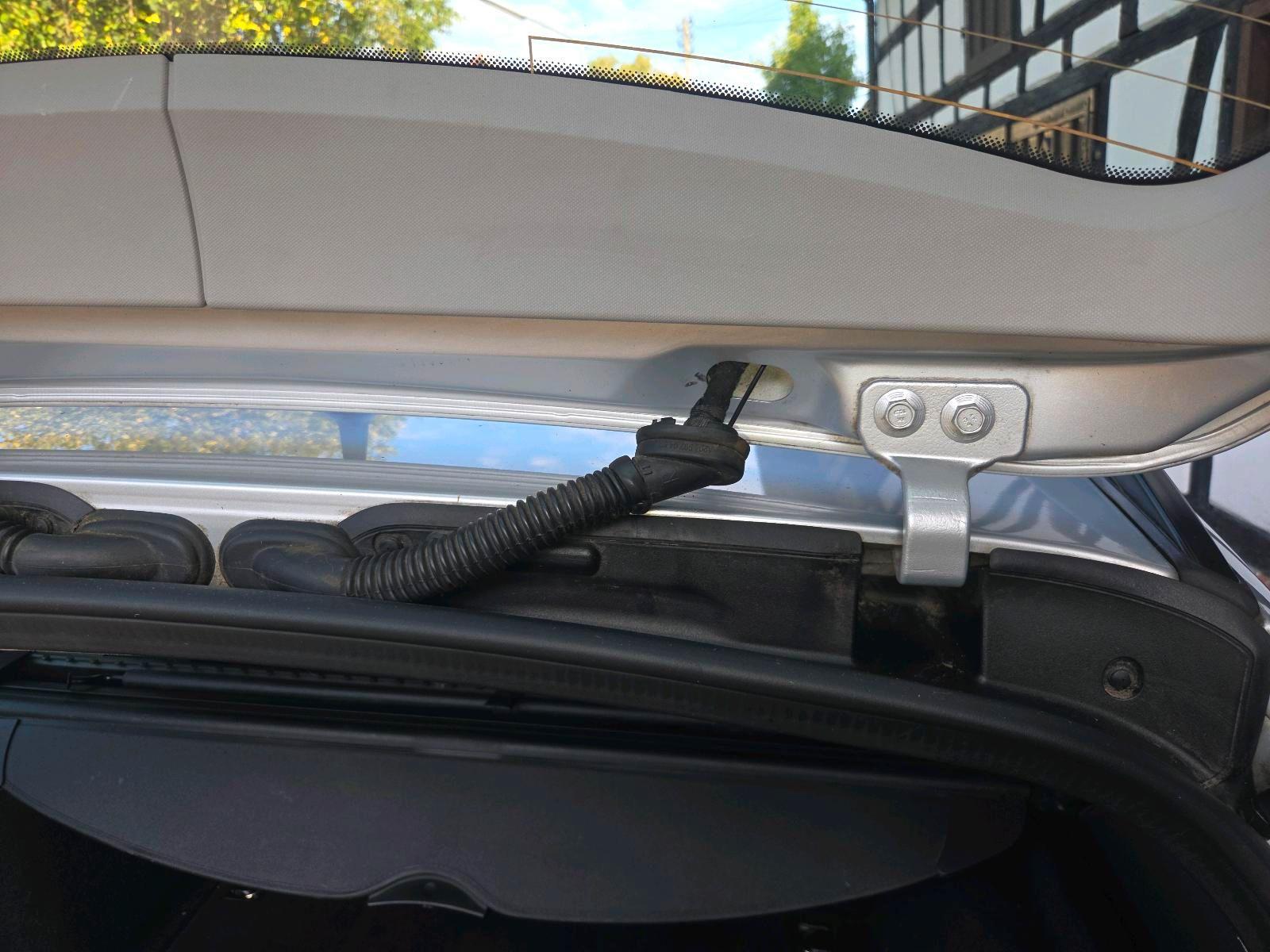 Mercedes-Benz C220 2009 — photo 11