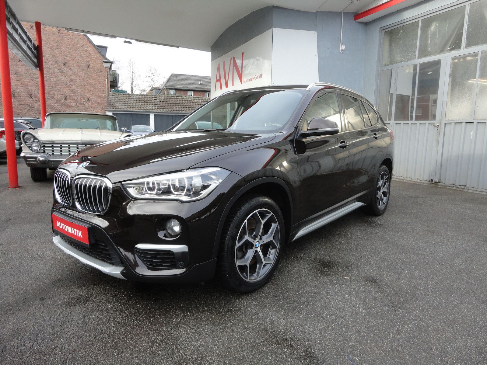 BMW X1 20 d xLine 4x4 Autom Navi Leder SHZ PDC LED