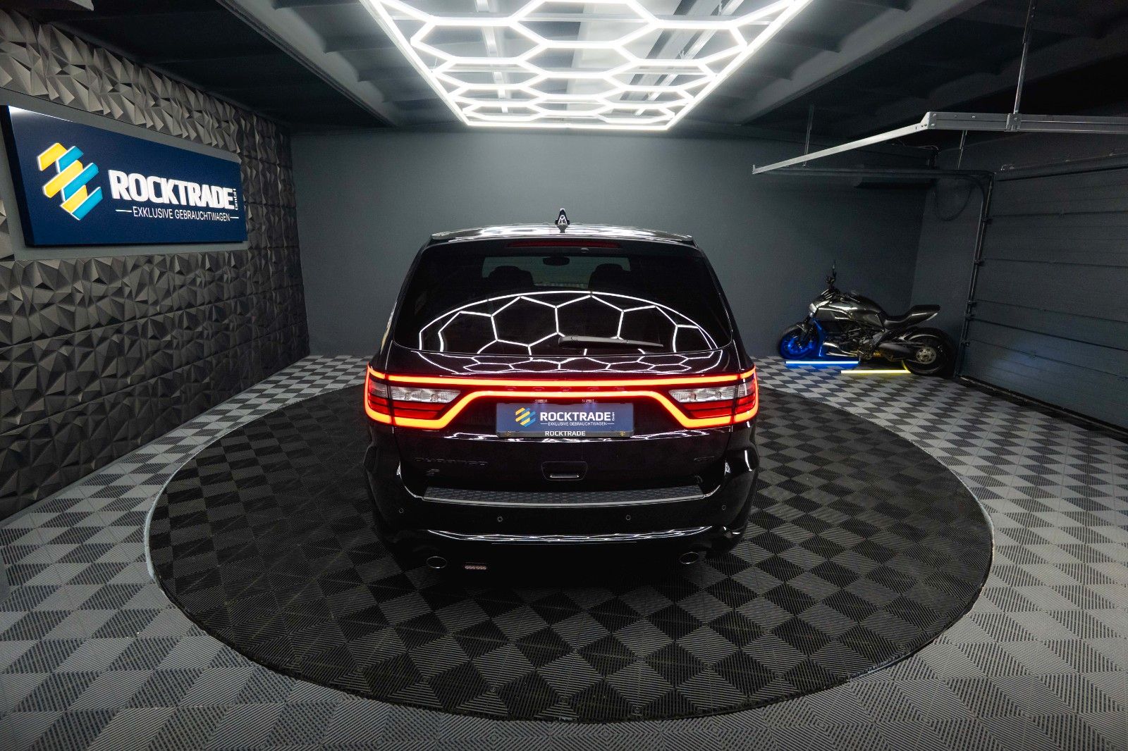 Fahrzeugabbildung Dodge Durango 3.6 V6 GT 4x4 SRT Night-Paket Modell 22