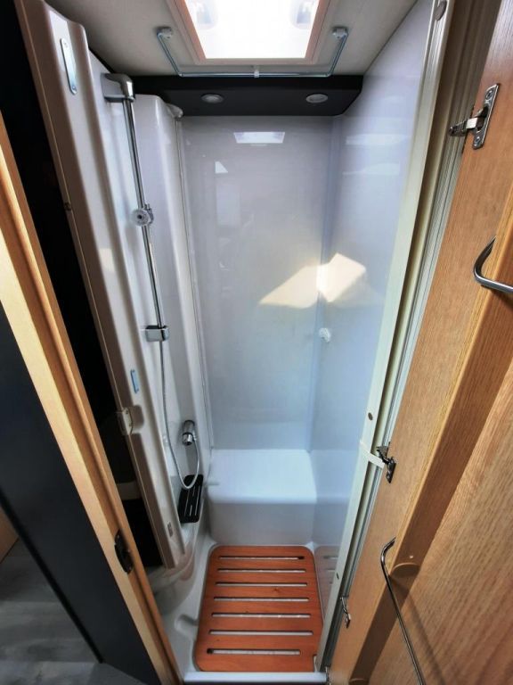 Fahrzeugabbildung Sunlight T 67 Adventure Edition Verfüg./Sparen Sie 12.121