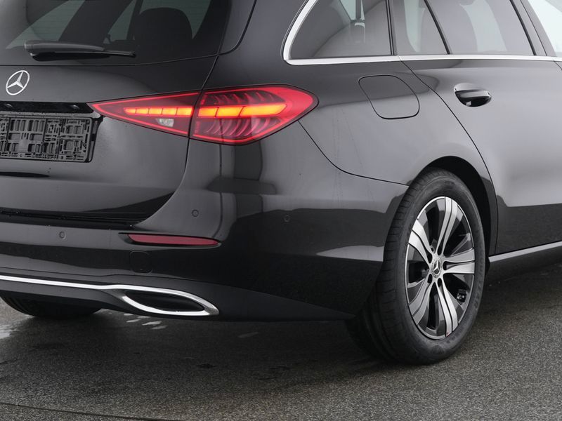 Fahrzeugabbildung Mercedes-Benz C 180 T Avantgarde AHK+Totw+LED+Ambi+Kam+CarPlay