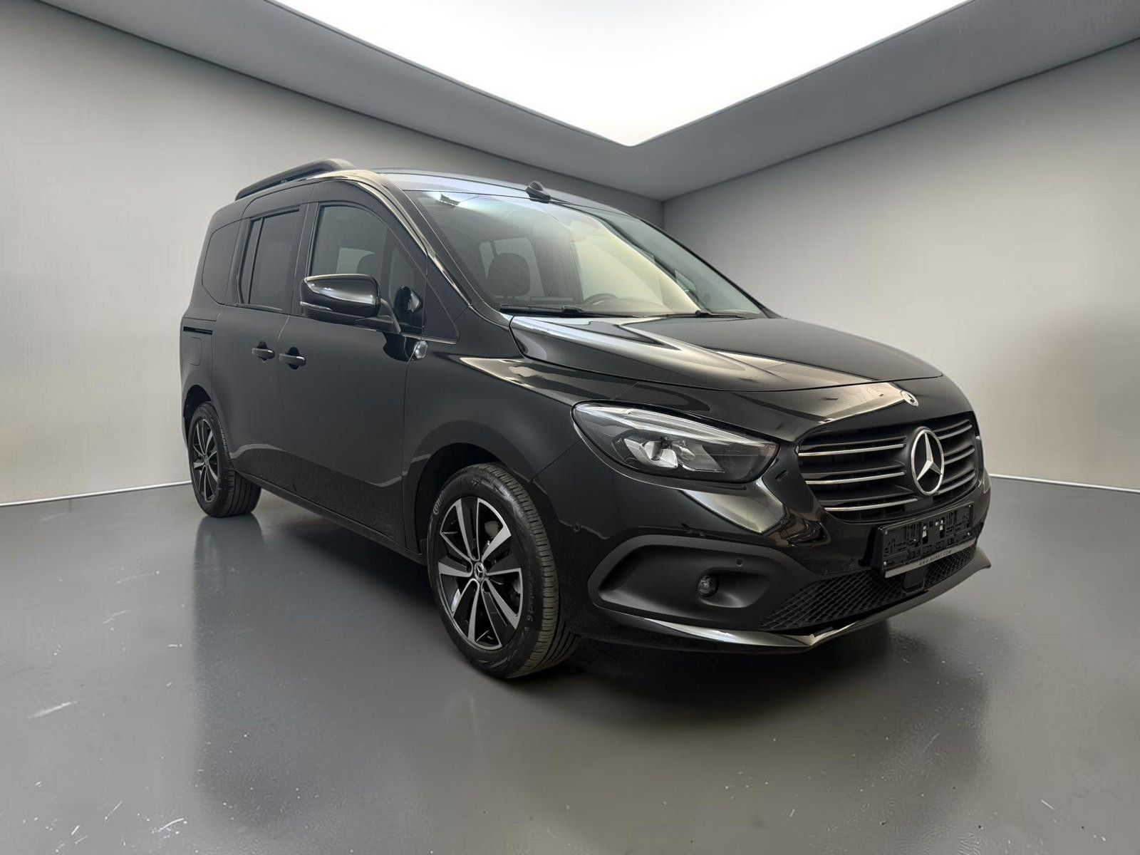 Mercedes-Benz T 180 Progressive*LED*AHK*NAVI*KAMERA*MBUX*KEY-G imagem 3