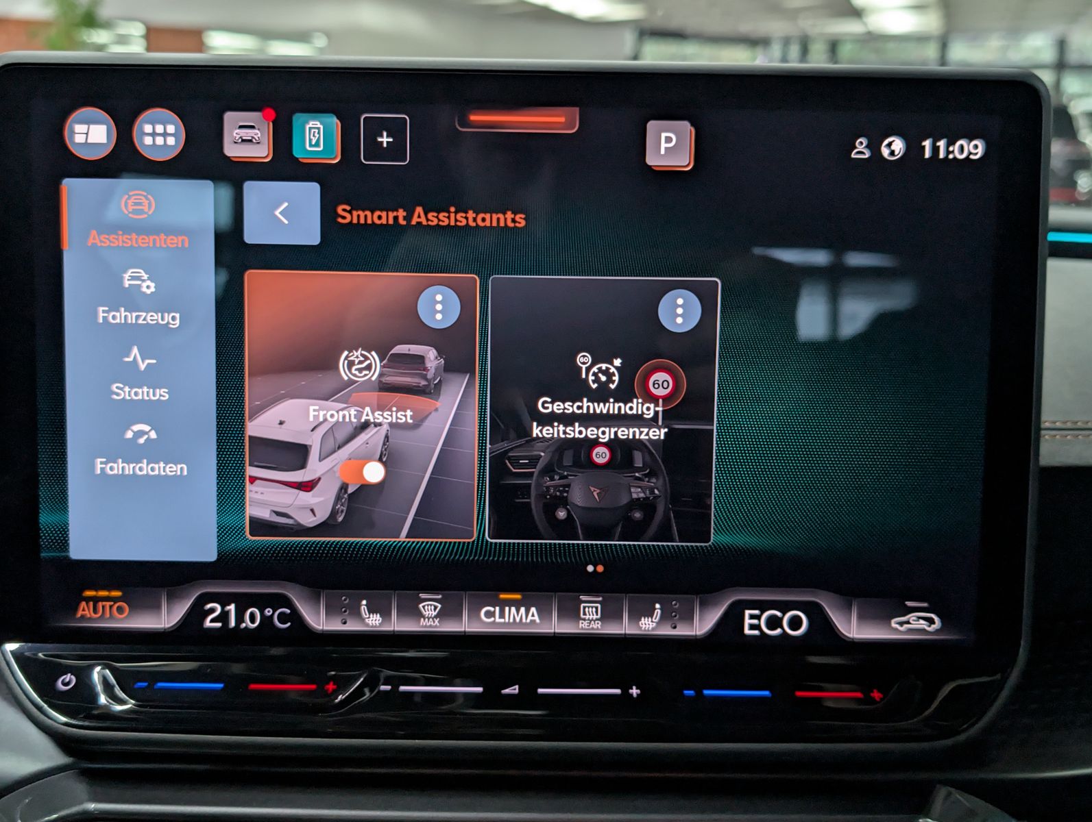 Fahrzeugabbildung CUPRA Leon 1.5 e-Hybrid PLUG-IN LED INTELIG-DRIVE EDGE