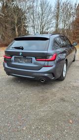 BMW 320i Touring M Sport Automatik  AHK - BMW 320 von privat