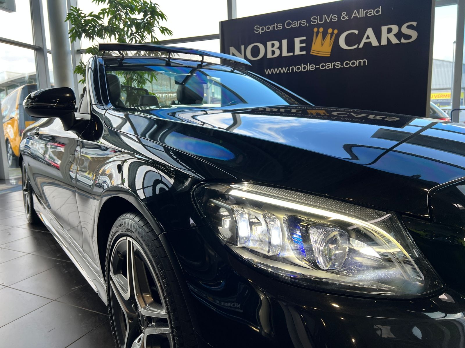 Fahrzeugabbildung Mercedes-Benz C 200 Cabrio LED NAVI ALU PDC