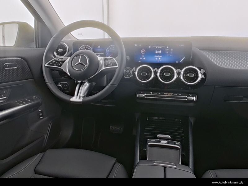 Mercedes-Benz GLA 220 4MATIC LED KAMERA SPURH WINTER ADVANCED foto 6