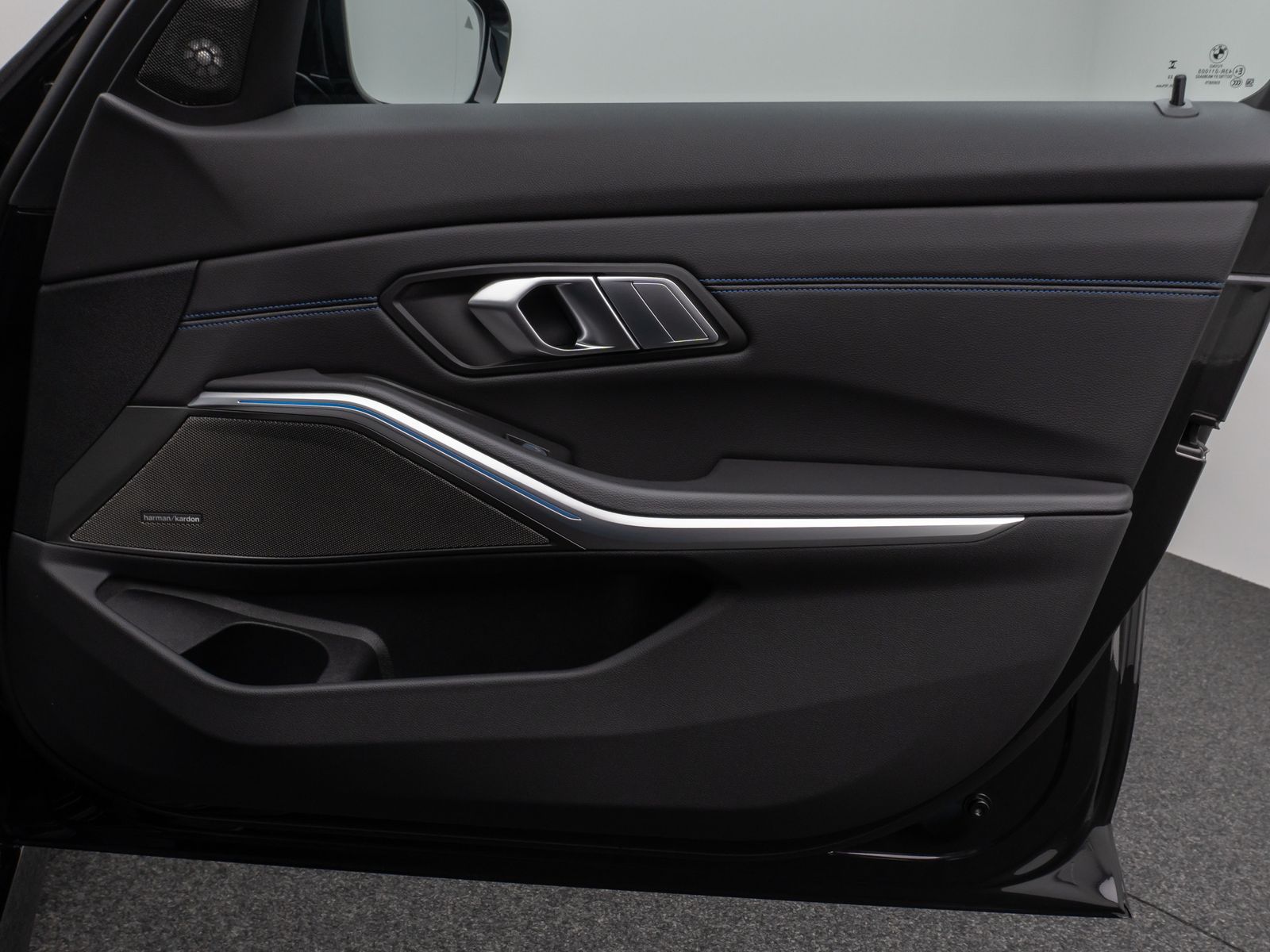 Fahrzeugabbildung BMW 330e M Sport Kamera DAB H/K Stop&Go LED 19Zoll