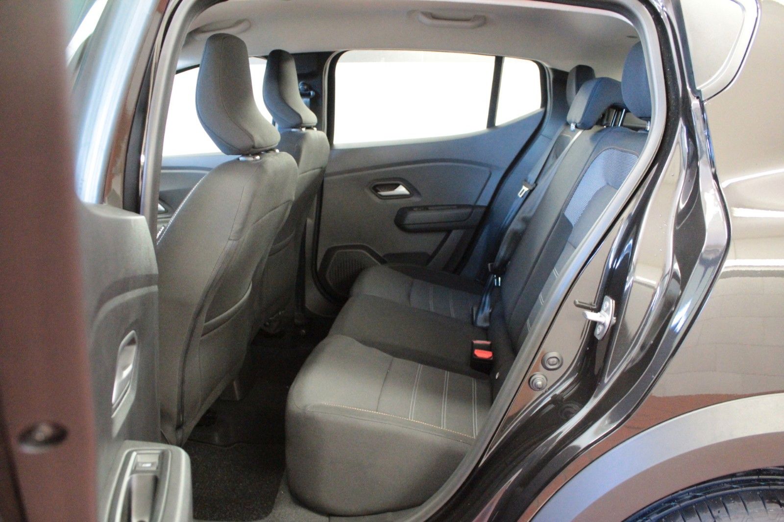 Fahrzeugabbildung Dacia Sandero Stepway TCe 90 Expression *WInterpaket*