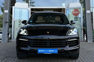 Porsche Cayenne - 2