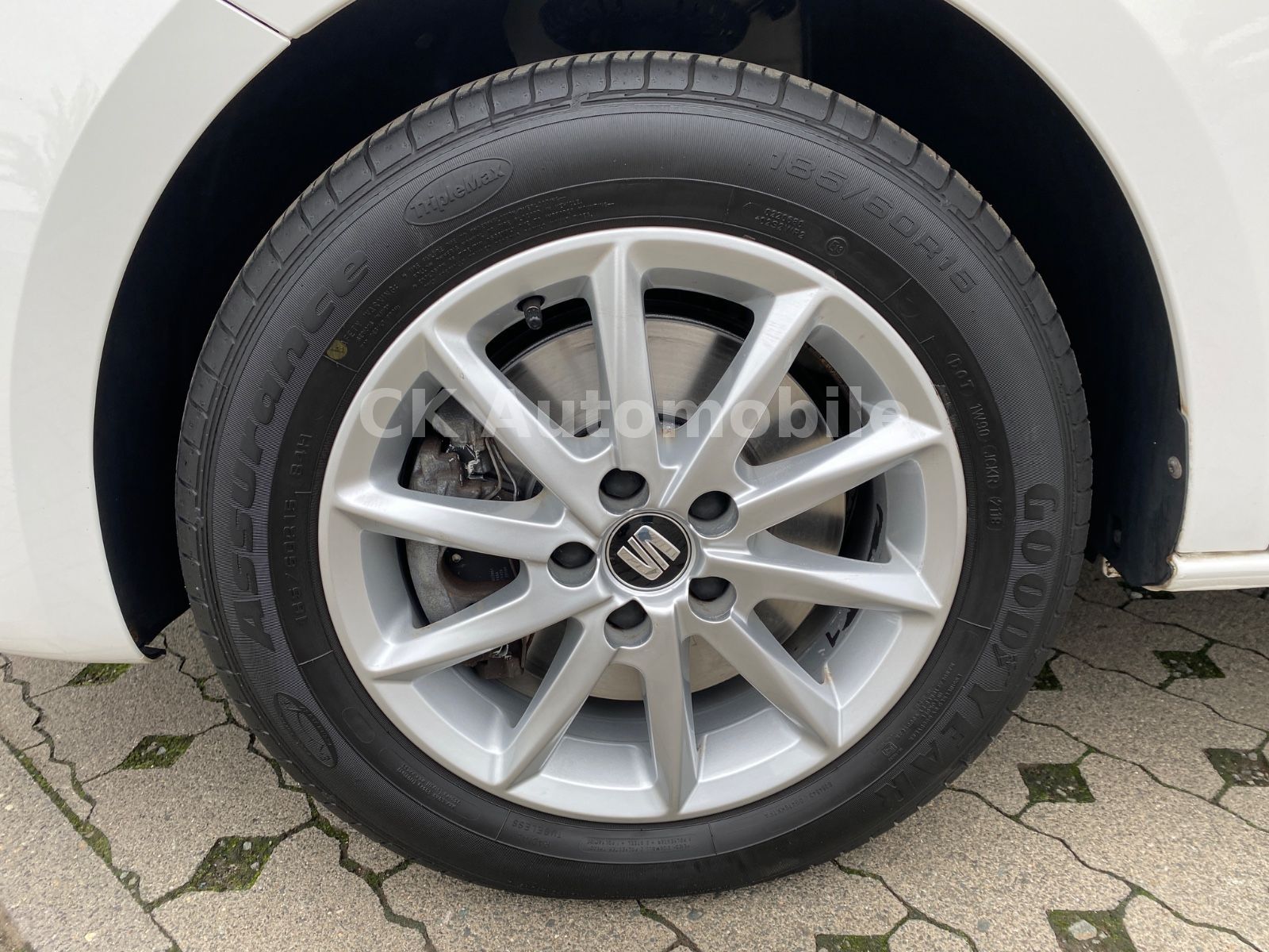 Fahrzeugabbildung SEAT Ibiza ST 1.0 TSI Style DSG/Navi/Bi-Xenon/PDC