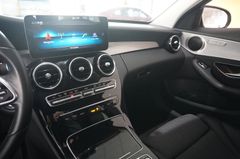 Fahrzeugabbildung Mercedes-Benz C 200 T AVANTGARDE 9G-TRONIC NAVI/LED/KAMERA/DAB