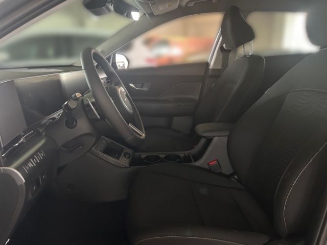 Fahrzeugabbildung Hyundai KONA MY25 1.6 Trend DCT Navi elektrische Heckkla