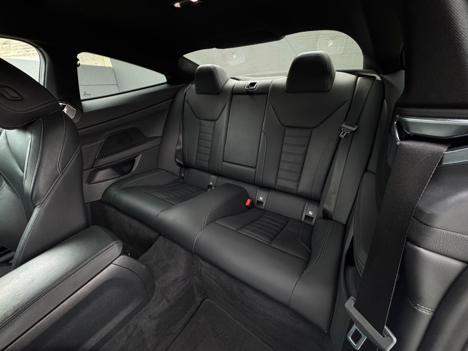 Fahrzeugabbildung BMW 420i G22 Coupé M Sport Leder Memory Kamera ACC