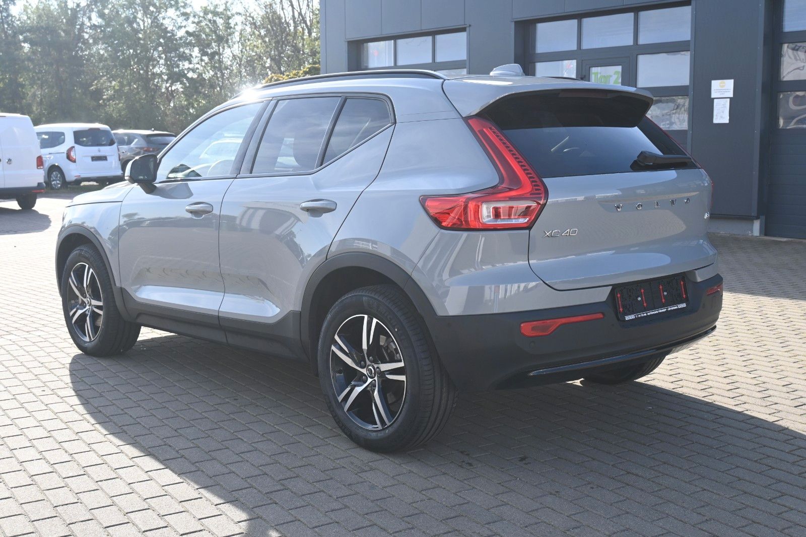 Fahrzeugabbildung Volvo XC40 B3 Plus Dark*FSHZG*360°*ACC*PIXEL