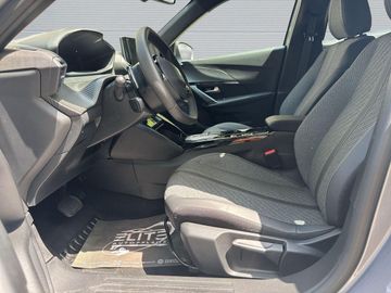 Peugeot 2008 - 11