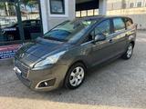 Peugeot 5008 Active 7 POSTI - Peugeot 5008 aus 2014