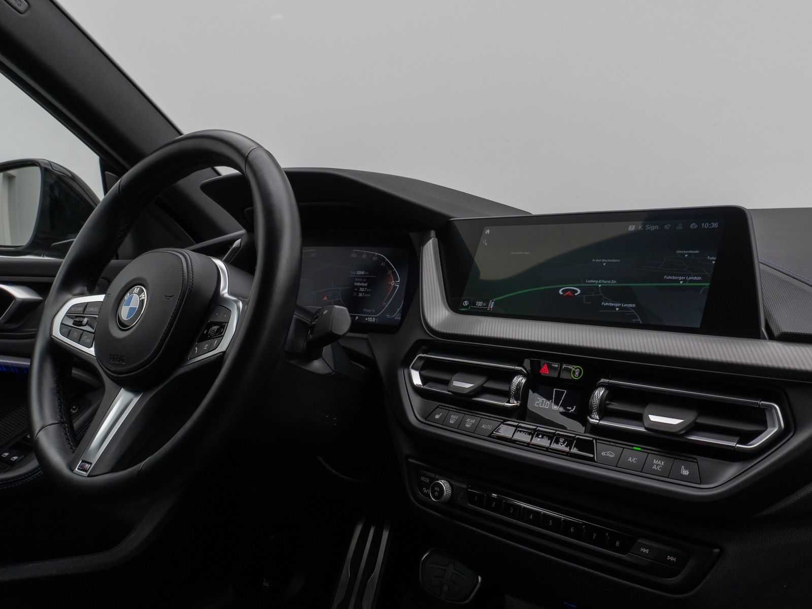 Fahrzeugabbildung BMW 218i Gran Coupé M Sport DAB CockPitPr PDC Komfor