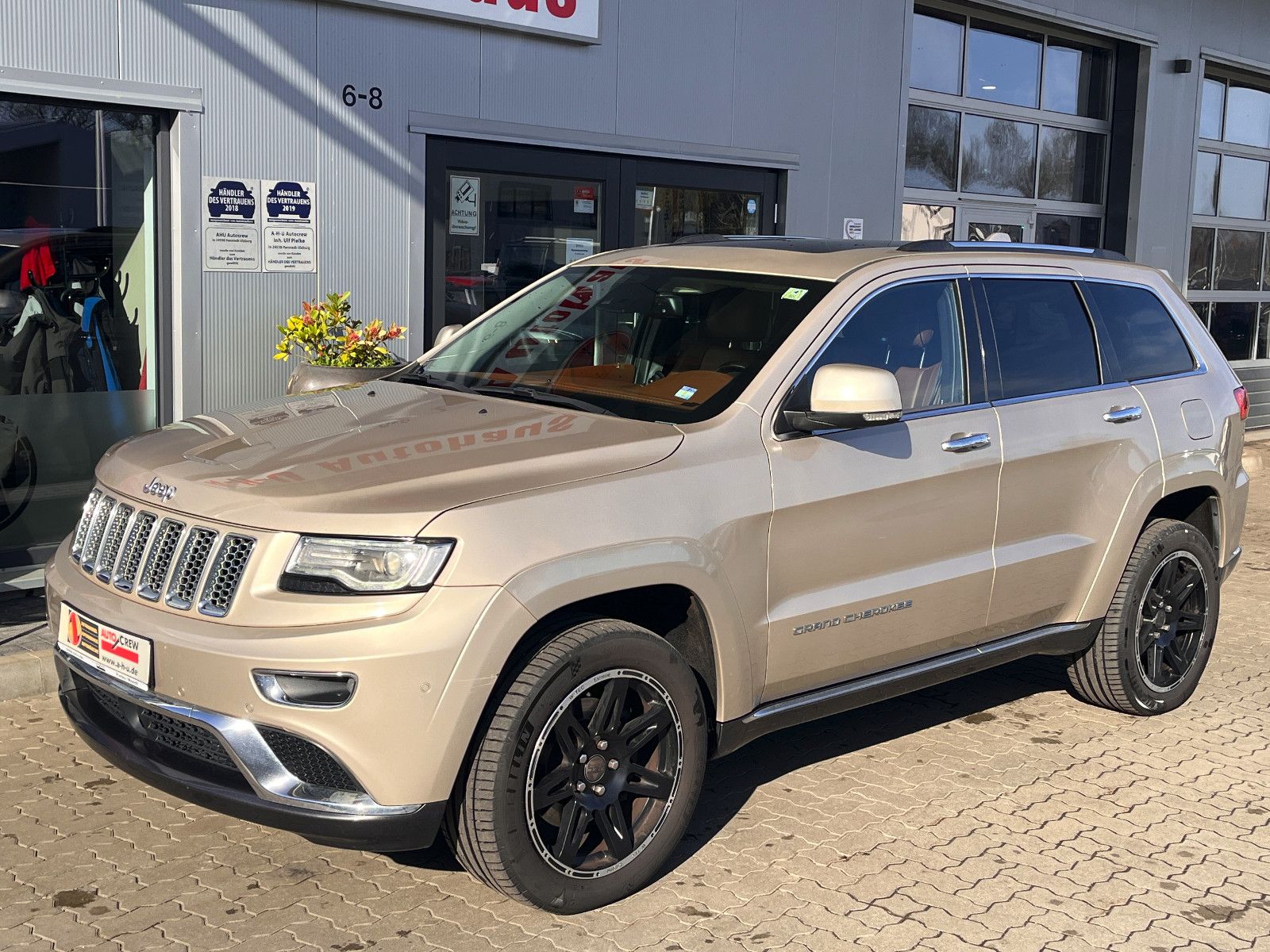 Fahrzeugabbildung Jeep Grand Cherokee 3.0 CRD Summit
