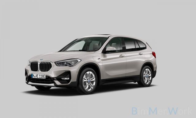 BMW X1 xD25e Panorama Kamera HUD DAB Stop&Go Komfort