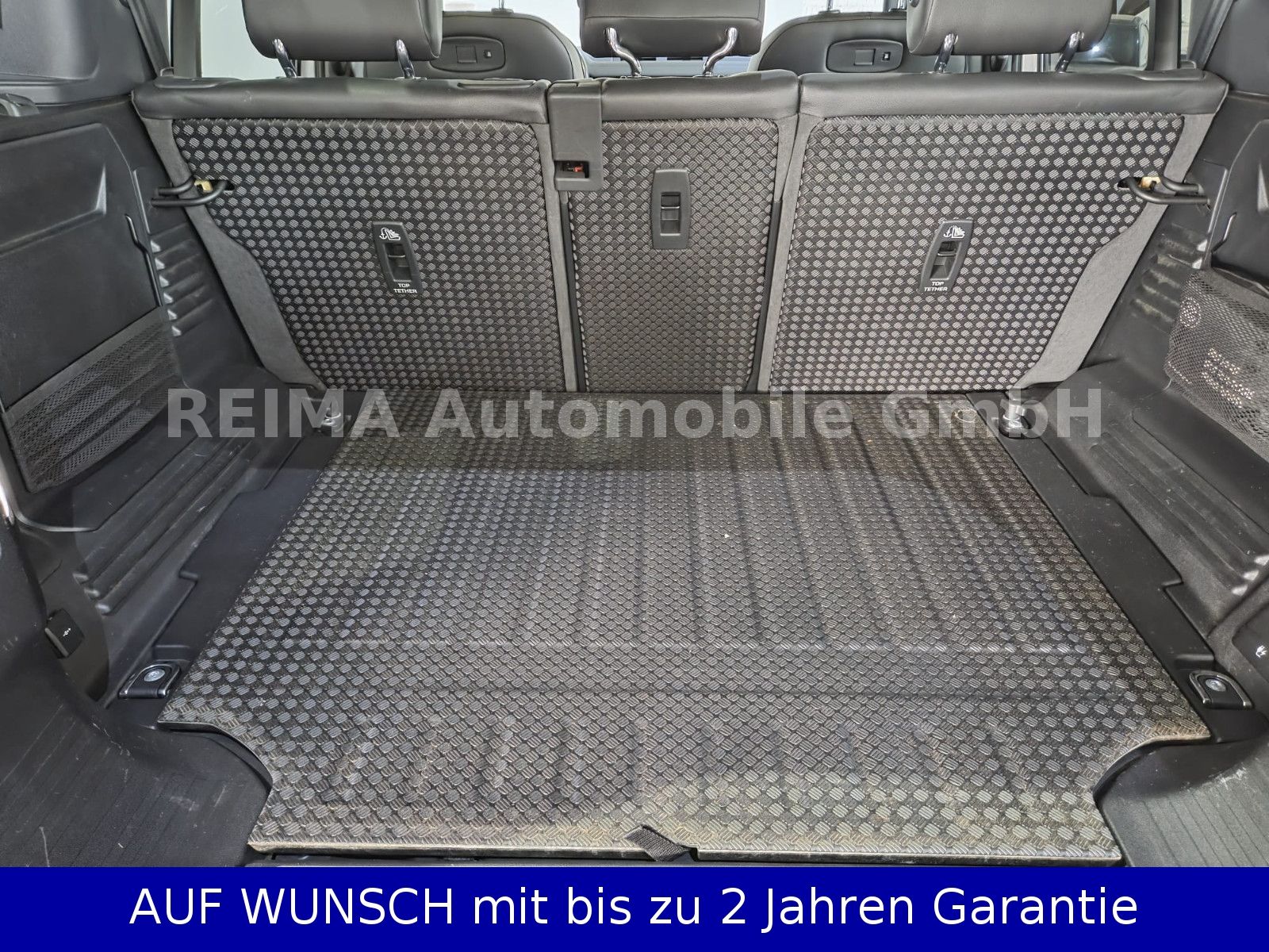 Fahrzeugabbildung Land Rover Defender 110 P400 V6, Pano, Meridian, Luft, LED