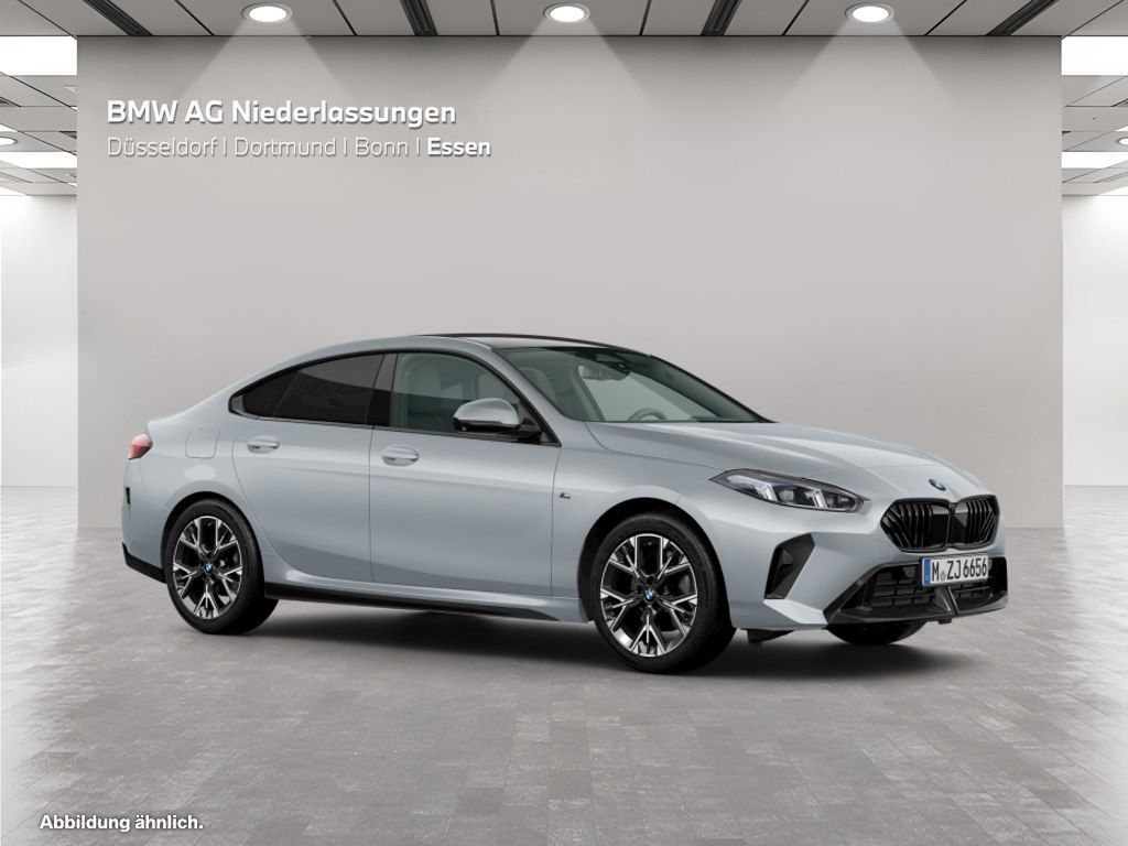 BMW 223 Gran Coupé - Bild 12