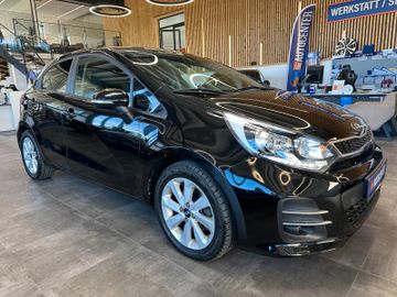MYAUTOCENTER – Gebraucht- und Jahreswagen mit Werkstattservice in Pfaffenhofen Kia Rio Dream Team *Navi*Klima*Sitzh*Lenkradhz*