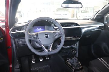 Fotografie 8 des Opel Corsa 1.2 Direct Injection Turbo GS