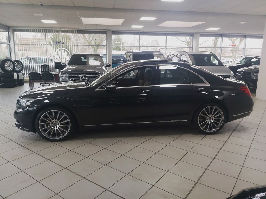 Mercedes-Benz S 500 4M AMG 20'' Exklusiv MEMORY TV DISTR 360°