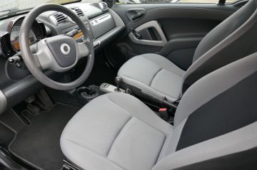 Bild 6 Smart ForTwo fortwo cabrio mhd 52kW; AT-Motor,Faltdach