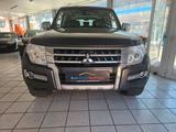 Mitsubishi Pajero 3.2 DI-D Top 7 Sitzer 3,5T AHK Pano EU6 - Mitsubishi Pajero mit Diesel-Antrieb: Leder, Geländewagen, Automatik