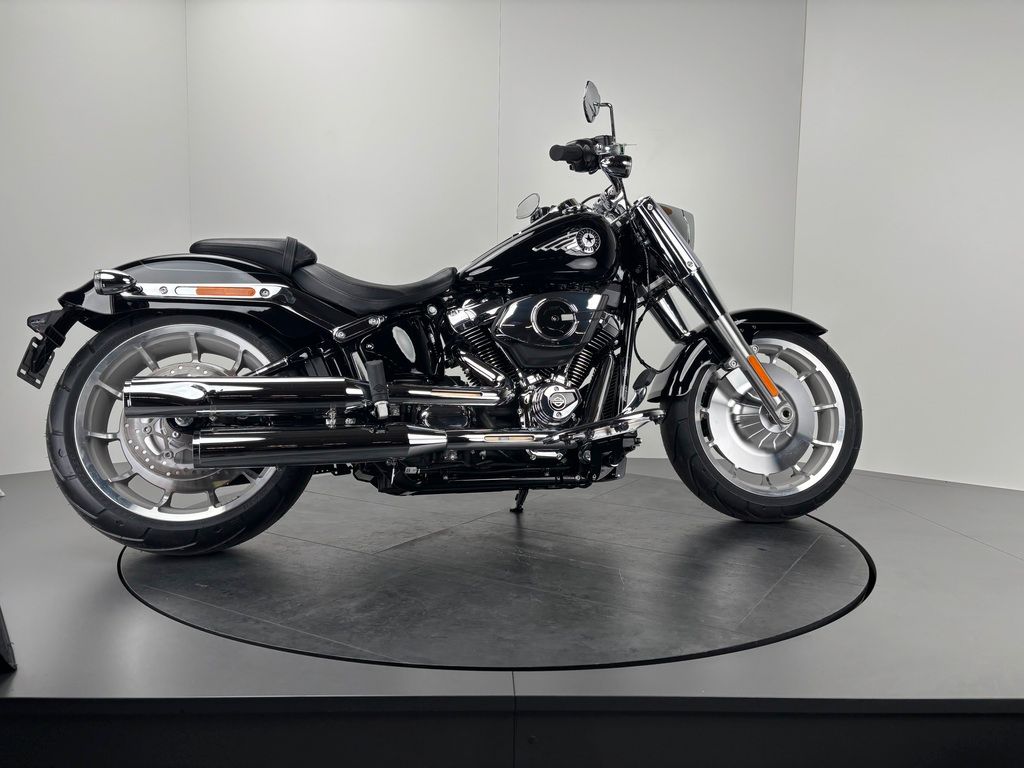 Fahrzeugabbildung Harley-Davidson SOFTAIL FAT BOY 117 *NEUWERTIGER ZUSTAND
