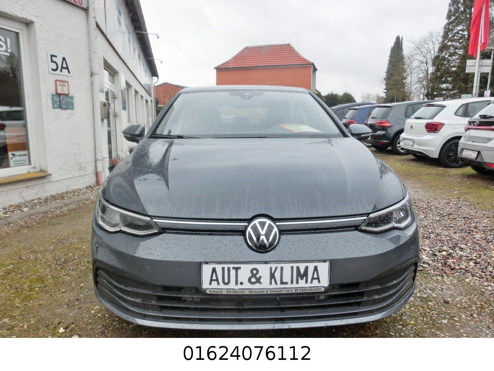 Volkswagen Golf VIII Lim. Life eTSI/Aut./Navi/LED/AHK/LRHZ