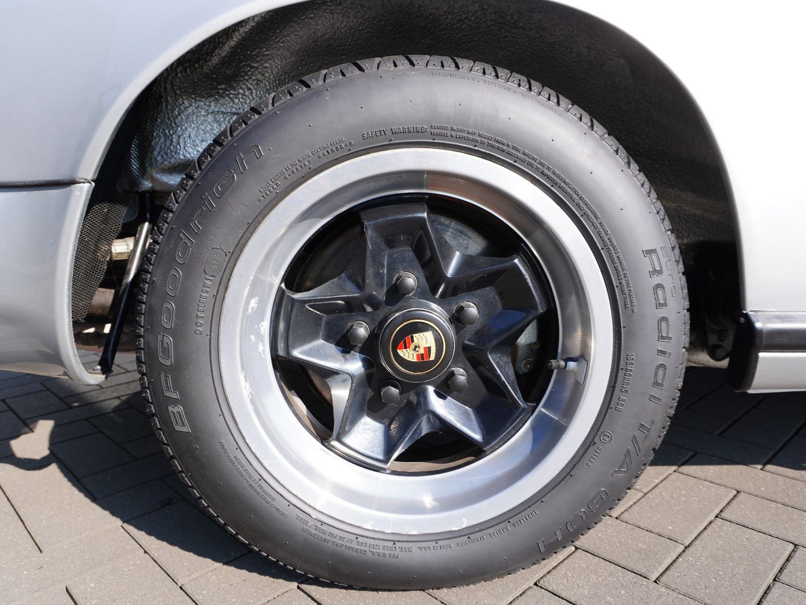 Fahrzeugabbildung Porsche 911  2,7  Targa