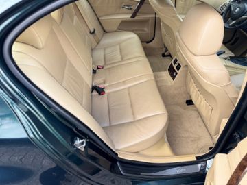 BMW 520 - 9