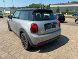 MINI COOPER SE Essential Trim - MINI MINI: Essential Trim