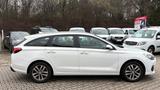 Hyundai i30 CW Trend 1.Hand/LED/ACC/Rückfahrkamera/E6dT - Hyundai i30 mit Diesel-Antrieb: Kombi, Automatik, 1.6