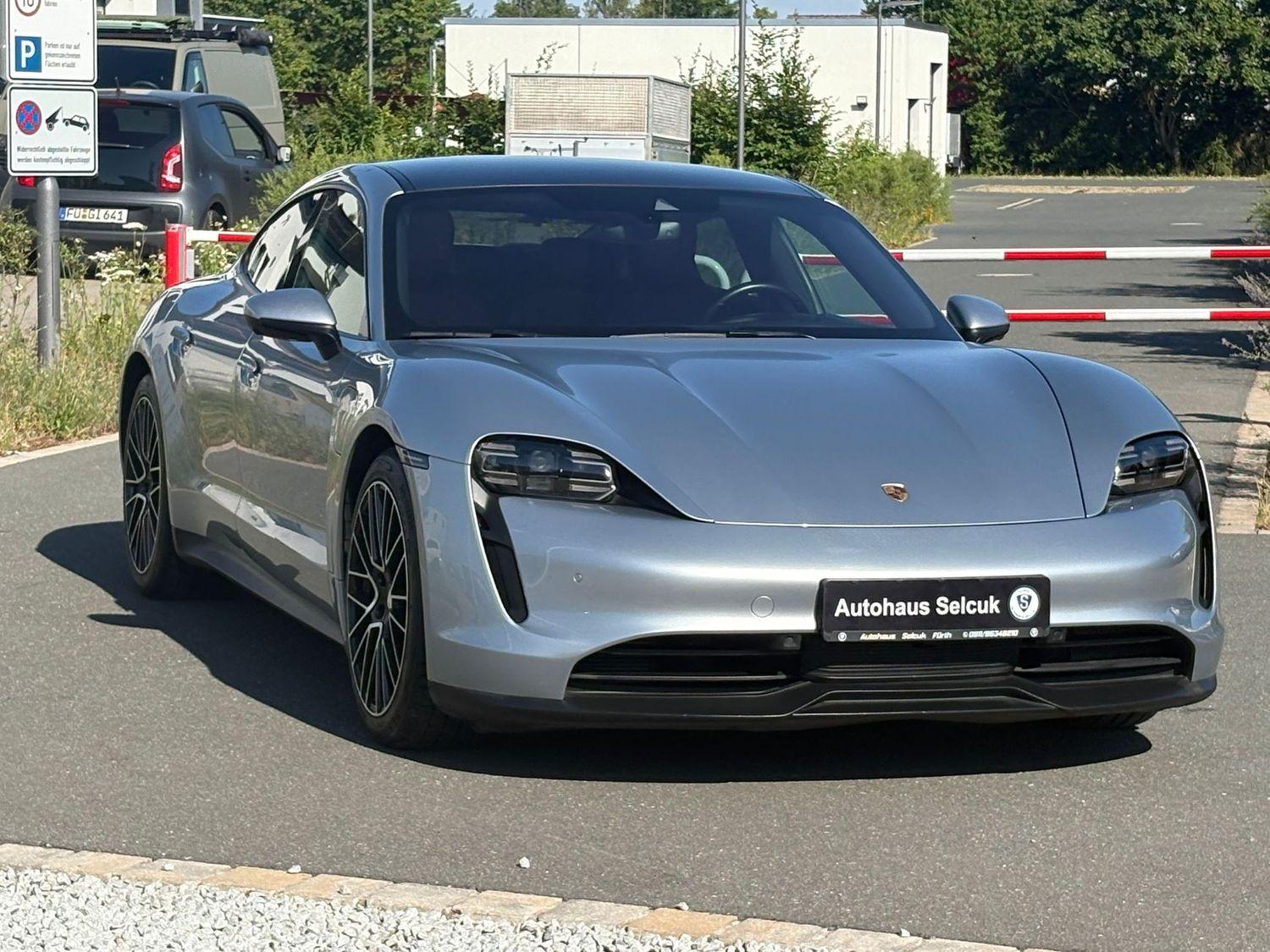 PORSCHE TAYCAN 408CH